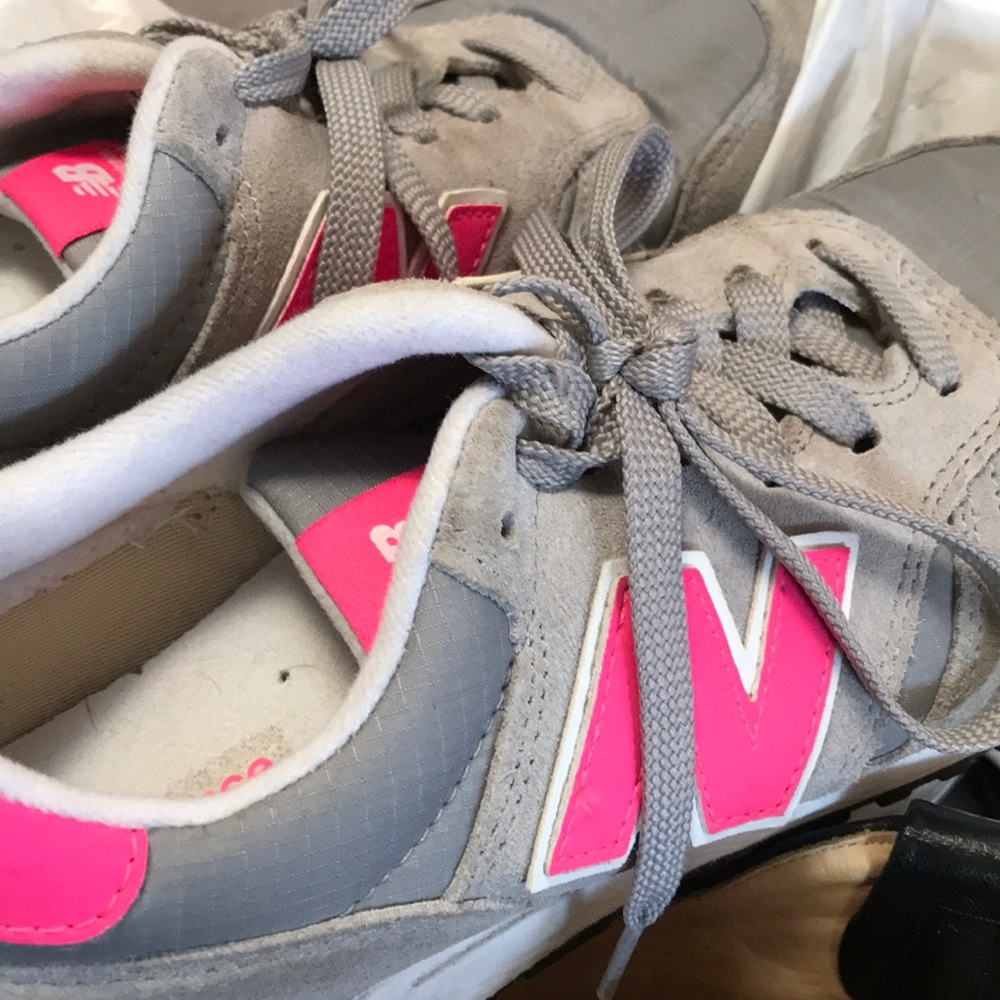 Women’s NewBalance Tennis shoes